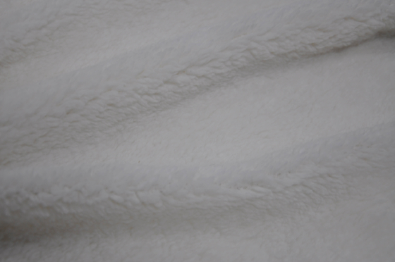 ShuをPlushおよび柔らかく、暖かいおよび育てって快適な綿ビロードの生地を羊を刈りなさい: